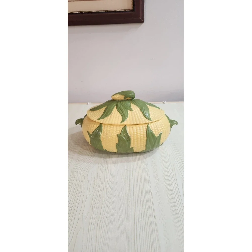 PORCELAIN CORN-ON-THE-COB DESIGN ART TUREEN 10